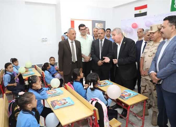 طلاب المدرسة