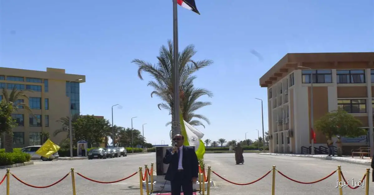 تحية العلم: جامعة العريش تحتفل باستقبال الطلاب في بداية العام الدراسي الجديد
