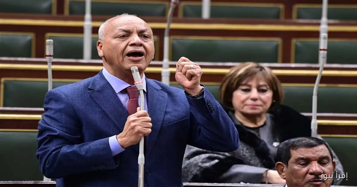 «مصطفى بكري: غياب الرقابة على الإعلام وافتقار المسؤولين للتواصل»
