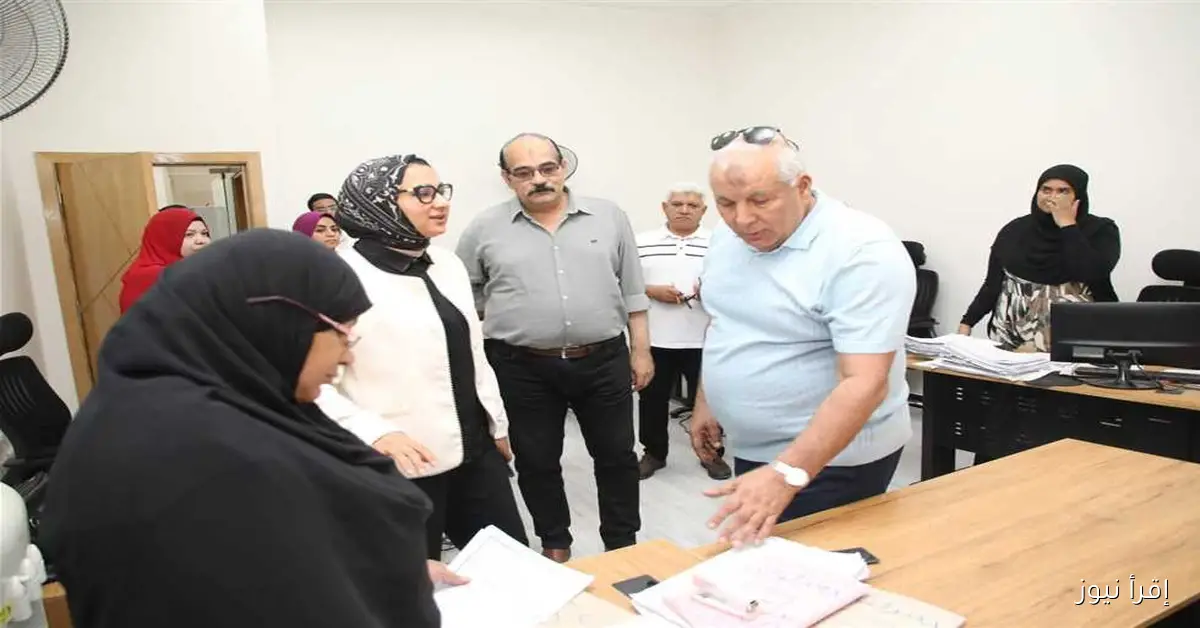 مكافأة مالية تقديراً لجهود العاملين في صندوق استصلاح الأراضي بالوادي الجديد