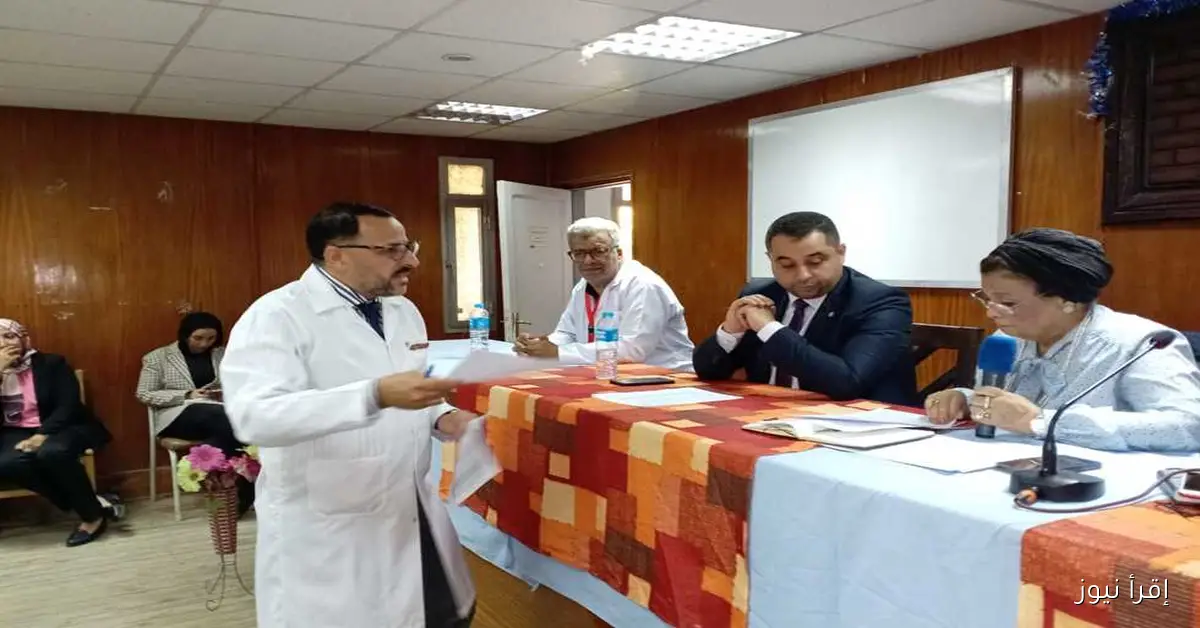 نائب وزير الصحة تناقش تطوير مراكز التميز في خدمات ما حول الولادة خلال اجتماع بمستشفى قنا العام