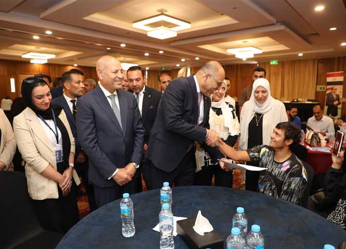 احتفالية تسليم عقود العمل