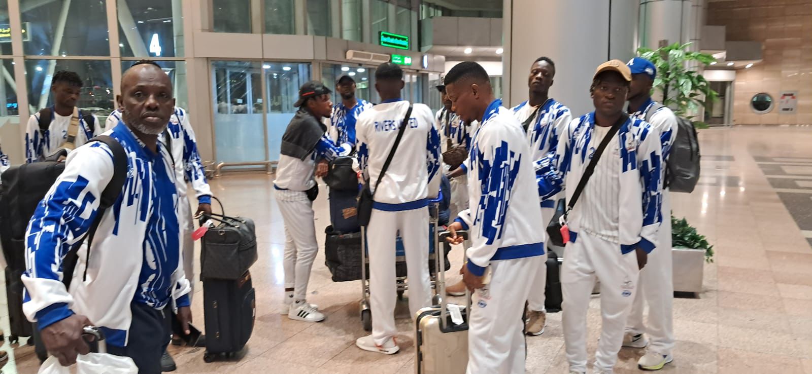 بطل نيجيريا يصل القاهرة لمواجهة بيراميدز بطل نيجيريا يصل القاهرة لمواجهة بيراميدز