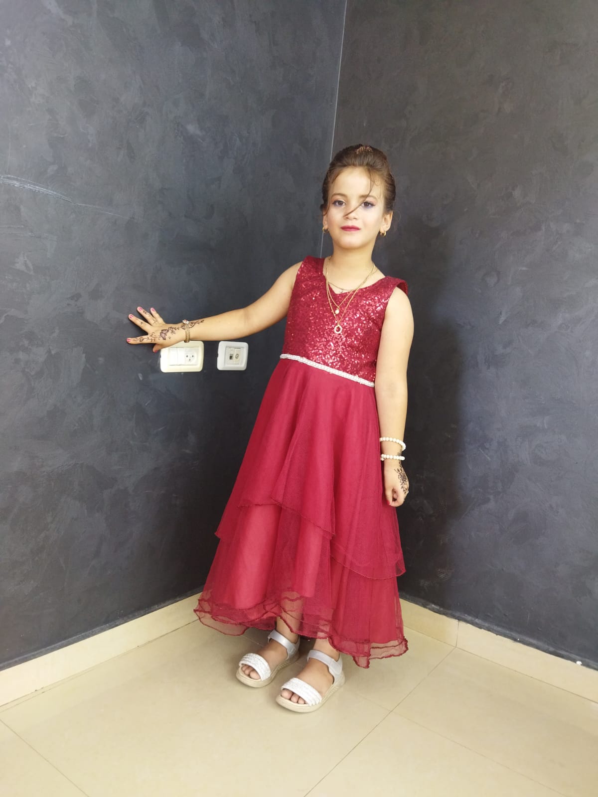 سمر البشيتي قبل الحرب سمر البشيتي قبل الحرب