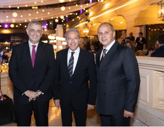 محمد مرجان مع المدعوين