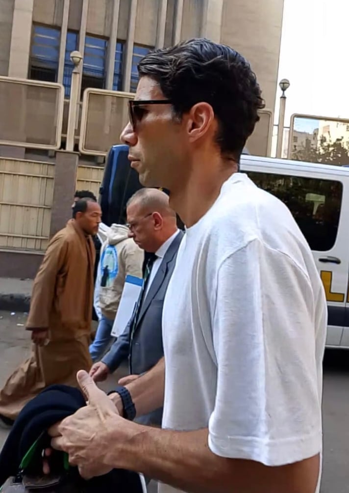 شريف إكرامي 