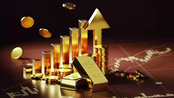 الذهب يسجل مستويات قياسية جديدة وسط توقعات بخفض الفائدة وتصاعد التوترات التجارية بين واشنطن وبكين