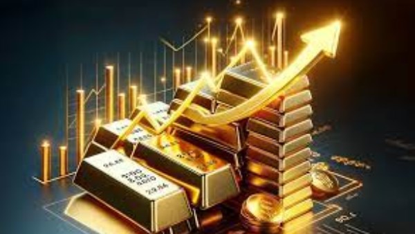 الذهب يتعافى من أدنى مستوياته في أسبوع وسط اضطرابات حادة بأسواق الأسهم