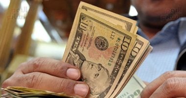 الدولار يستقر وأسعار الصرف في البنوك المصرية تسجل تغيرات جديدة اليوم