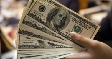 استقرار أسعار الدولار اليوم في البنوك مع تحديث لحظي للأسعار