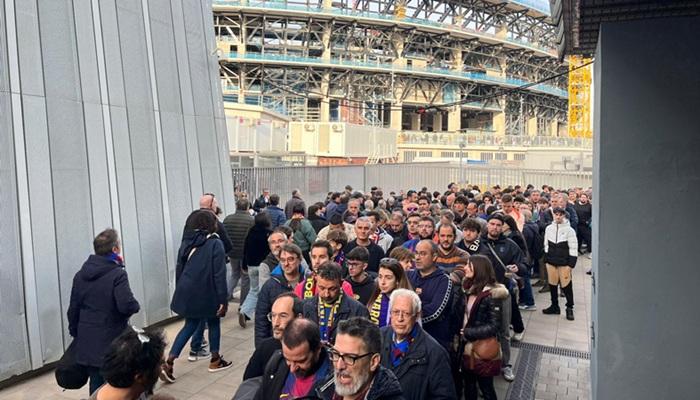 أزمة تكنولوجية وراء حماس جماهير برشلونة قبل مباراة كامب نو