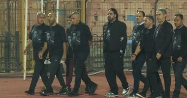 أساطير الزمالك يكرّمون الجماهير بقمصان محمد صبري في لفتة مؤثرة