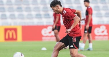 إمام عاشور وبن رمضان يغيبان عن تشكيلة الأهلي أمام الجيش الملكي