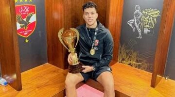 إمام عاشور يقترب من العودة لدكة بدلاء الأهلي في مباراة