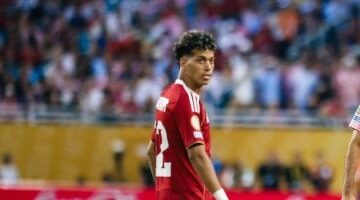 إمام عاشور ينضم لقائمة الأهلي قبل مواجهة شبيبة القبائل