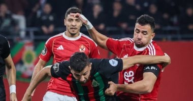 إيقاف مباراة الأهلي والجيش الملكي المغربي بسبب اشتباكات بين اللاعبين