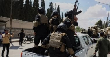 اشتباكات عنيفة بين الأمن السوري والفصائل المسلحة في السويداء واعتقال مدير الأمن