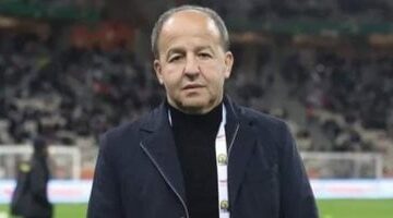 الأهلي وبيراميدز وصن داونز يسيطرون على سباق التتويج بدوري أبطال