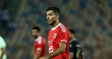 الأهلي يخسر هدف التقدم أمام شبيبة القبائل بسبب التسلل