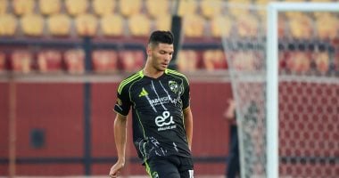 الأهلي يعلن جاهزية أشرف داري لمواجهة شبيبة القبائل في دوري أبطال أفريقيا