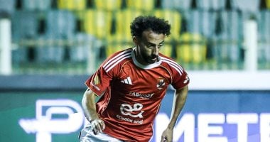 الأهلي يقترب من تجديد عقود أحمد عبد القادر وحسين الشحات