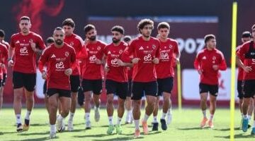 الأهلي يواجه الجيش الملكي الليلة في صراع حسم التأهل لدوري