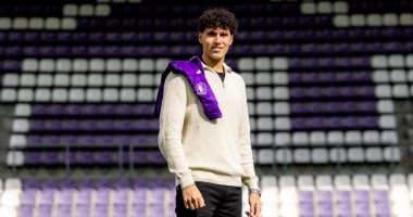 الأهلي يواصل مفاوضاته لضم عمر فايد في انتقالات يناير