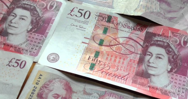 الجنيه الاسترليني يسجل ارتفاعًا ملحوظًا في ختام تعاملات الثلاثاء 25 نوفمبر 2025