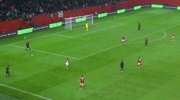 الجيش الملكي يفتتح التسجيل أمام الأهلي بركلة جزاء