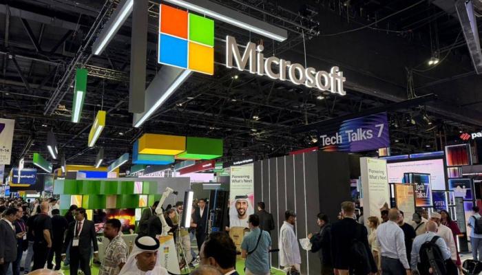 الذكاء الاصطناعي وتعزيز المهارات يدفعان مايكروسوفت للتوسع في الإمارات
