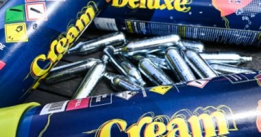 المغرب يكشف عن تحديات غاز الضحك ويطالب بتشديد القوانين لحماية المجتمع