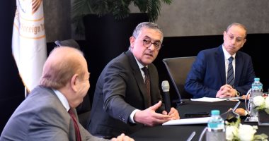 الهيئة العامة للاستثمار تكشف عن استراتيجيات جديدة لدعم بيئة الأعمال مع مستثمري العاشر من رمضان