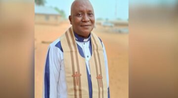 بعد مرور شهر على اختطافه مسلحين يقتلون قس في نيجيريا