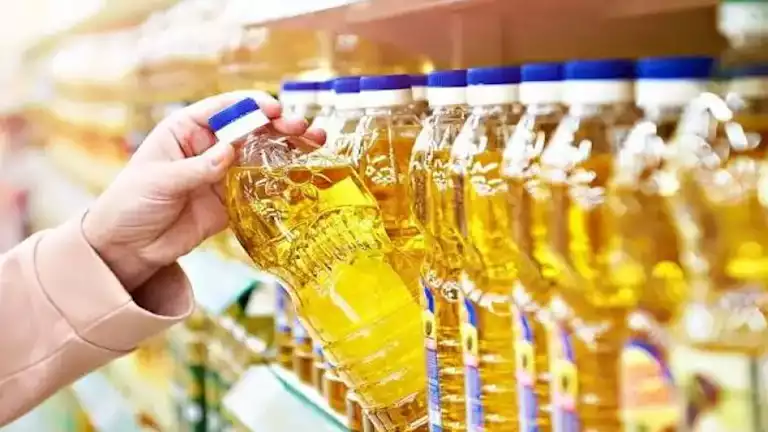 تراجع أسعار الزيت والسكر والدواجن في الأسواق المصرية