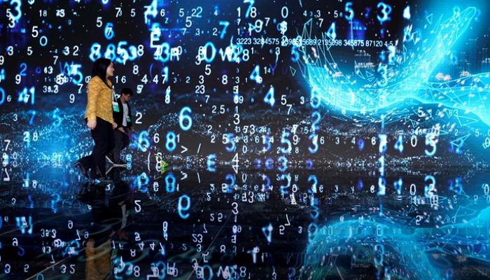 ثلاث سنين على ChatGPT.. أداة الذكاء الاصطناعي اللي خلت العالم يتلخبط