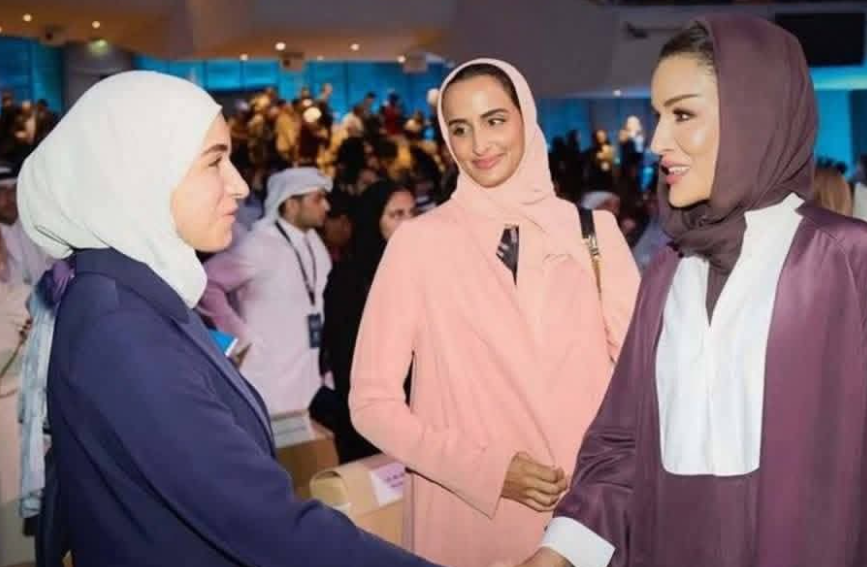 الشيخة موزة