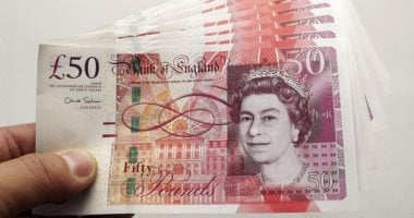 سعر الجنيه الاسترليني يتراجع خلال منتصف تعاملات اليوم الخميس