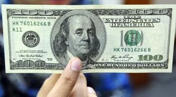 سعر الدولار في البنك الأهلي يسجل 4713 جنيها للشراء اليوم