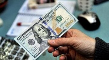 سعر الدولار في البنوك يسجل ارتفاعًا جديدًا اليوم الجمعة 28