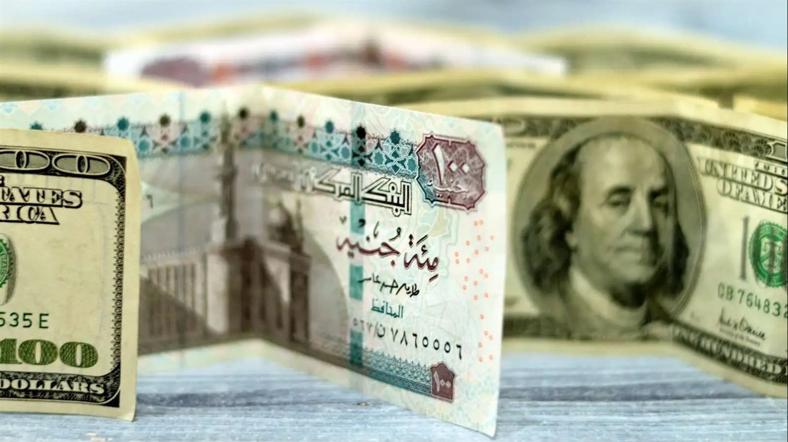 سعر الدولار في مصر مع بداية صباح الأحد