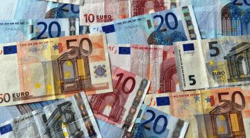 سعر اليورو يسجل ارتفاعًا اليوم في ختام تعاملات البنوك المصرية