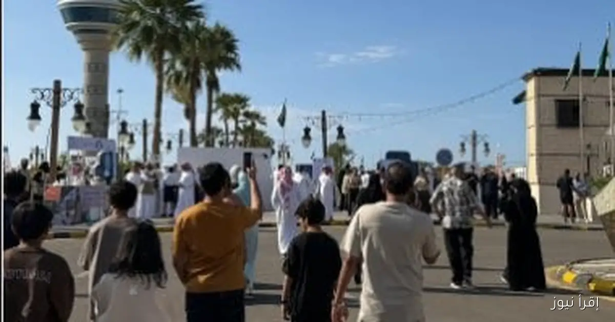 سفينة كروز سعودية تصل ميناء ينبع وتستعرض الفلكلور والتراث المحلي