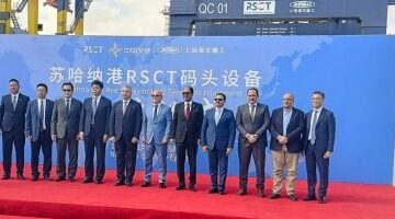 شركة البحر الأحمر للحاويات تعلن تسليم 24 وحدة من معدات