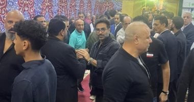 شيكابالا وأحمد فهمي يحضران عزاء محمد صبري وسط حضور نقيب الموسيقيين