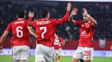 طبيب الأهلى يعلن تفاصيل إصابات 5 لاعبين بعد مباراة الجيش