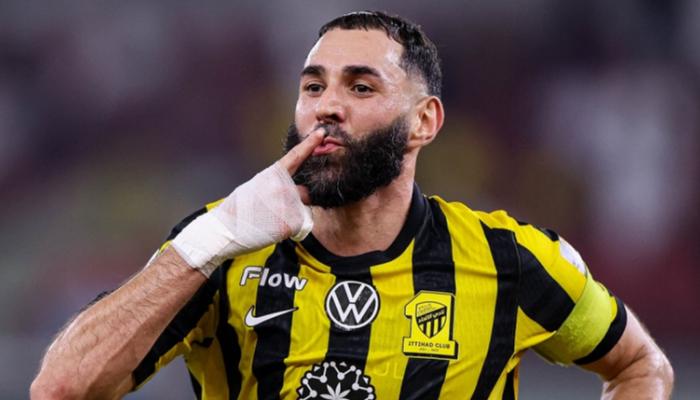 كريم بنزيما يحقق هاتريك تاريخي مع الاتحاد ويكمل الـ50 (فيديو)