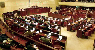 لجنة بالكنيست الإسرائيلي تقرر السماح للمستوطنين بشراء أراض في الضفة الغربية