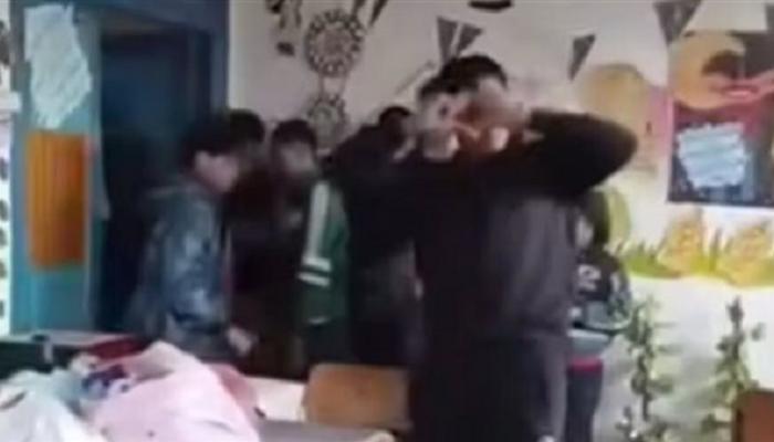 مصر: إجراءات حاسمة من وزارة التعليم بعد حادثة إهانة معلمة الإسكندرية