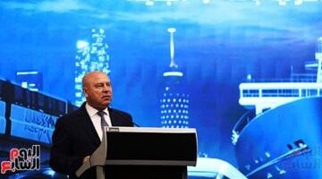 مصر تعلن تخصيص 100 قطعة أرض لمشروعات صناعية جديدة في