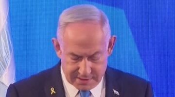 مظاهرات تطالب رئيس الاحتلال الإسرائيلي بعدم العفو عن نتنياهو